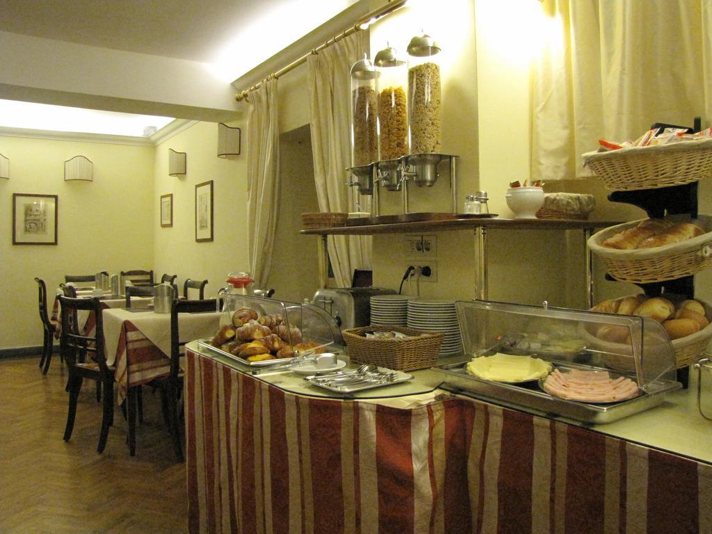 Hotel Unicorno Firenze Kültér fotó